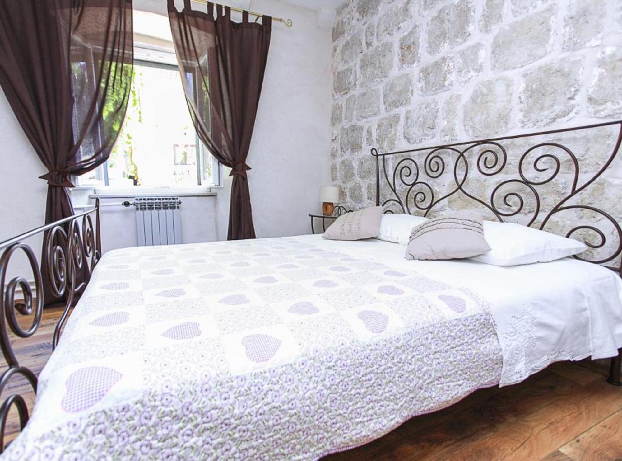 Apartment & Rooms Savonari 오라사크 외부 사진